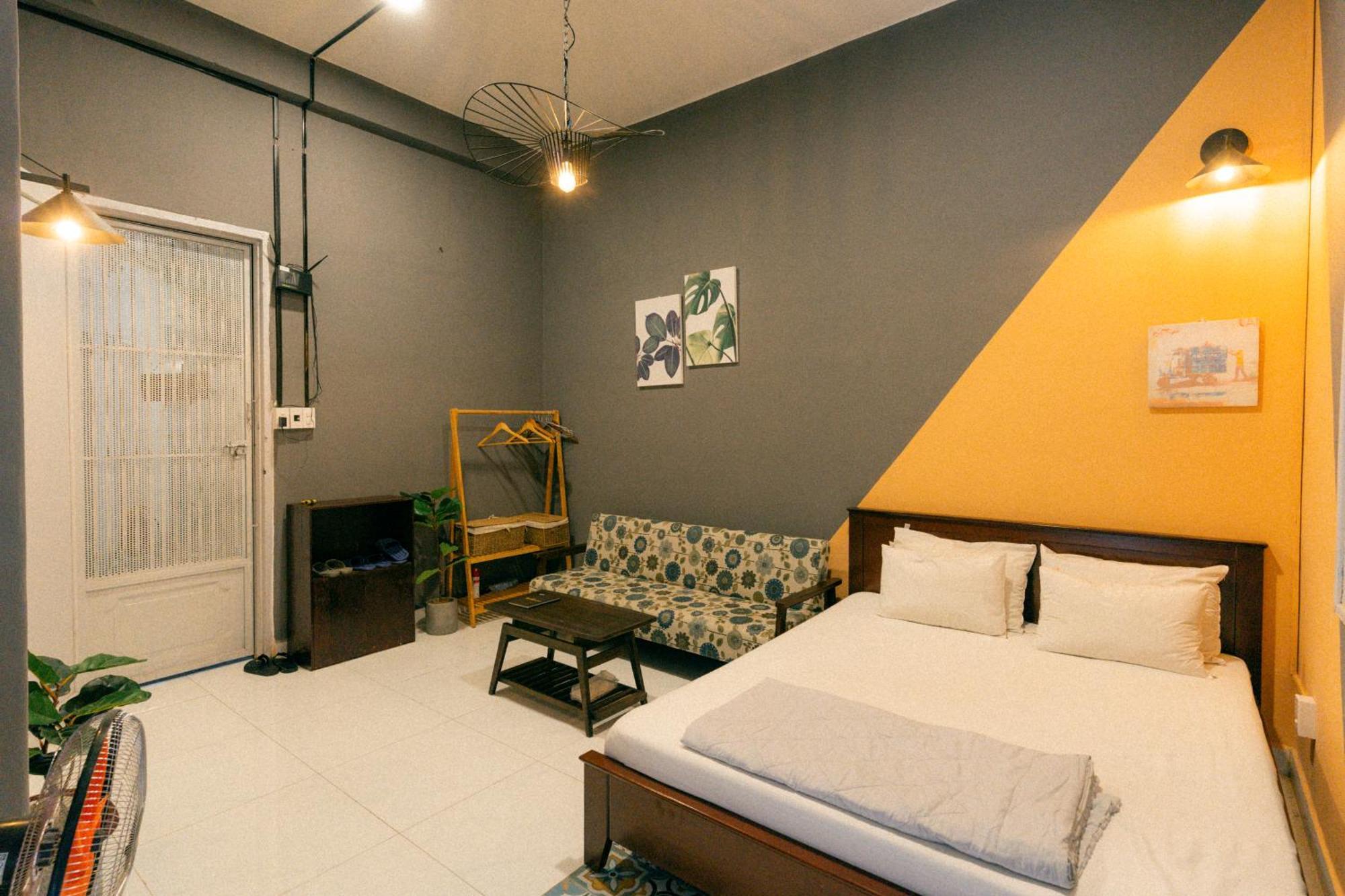 Stay&chill - S.5 - Nostalgic Near Bui Vien
